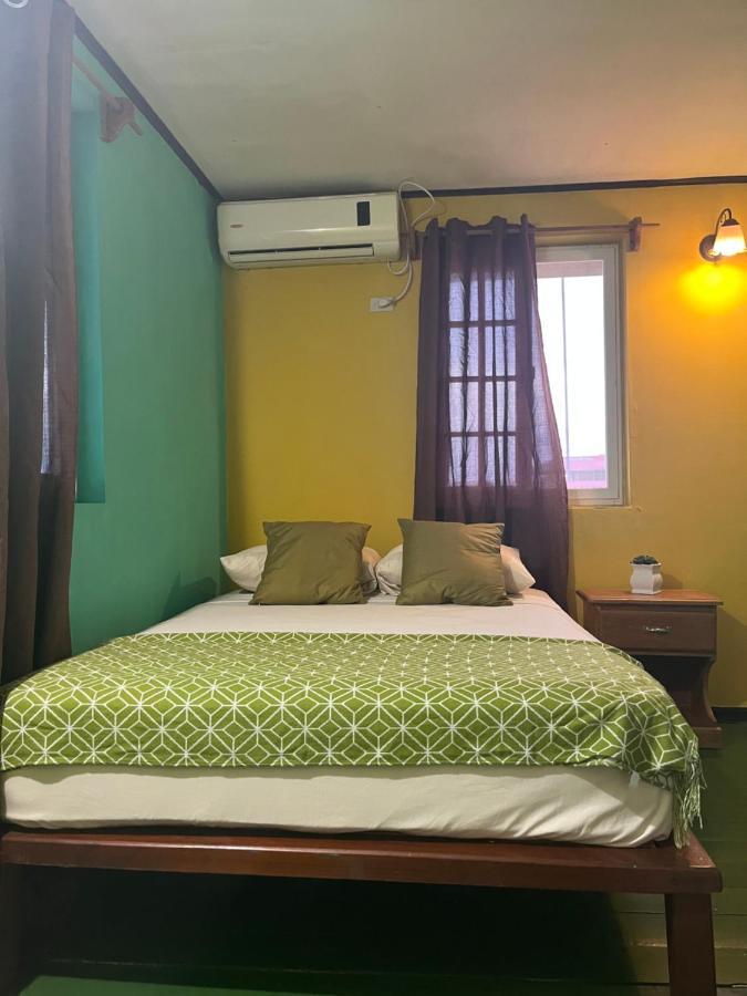 Hostal Cay باستيمينتوس المظهر الخارجي الصورة