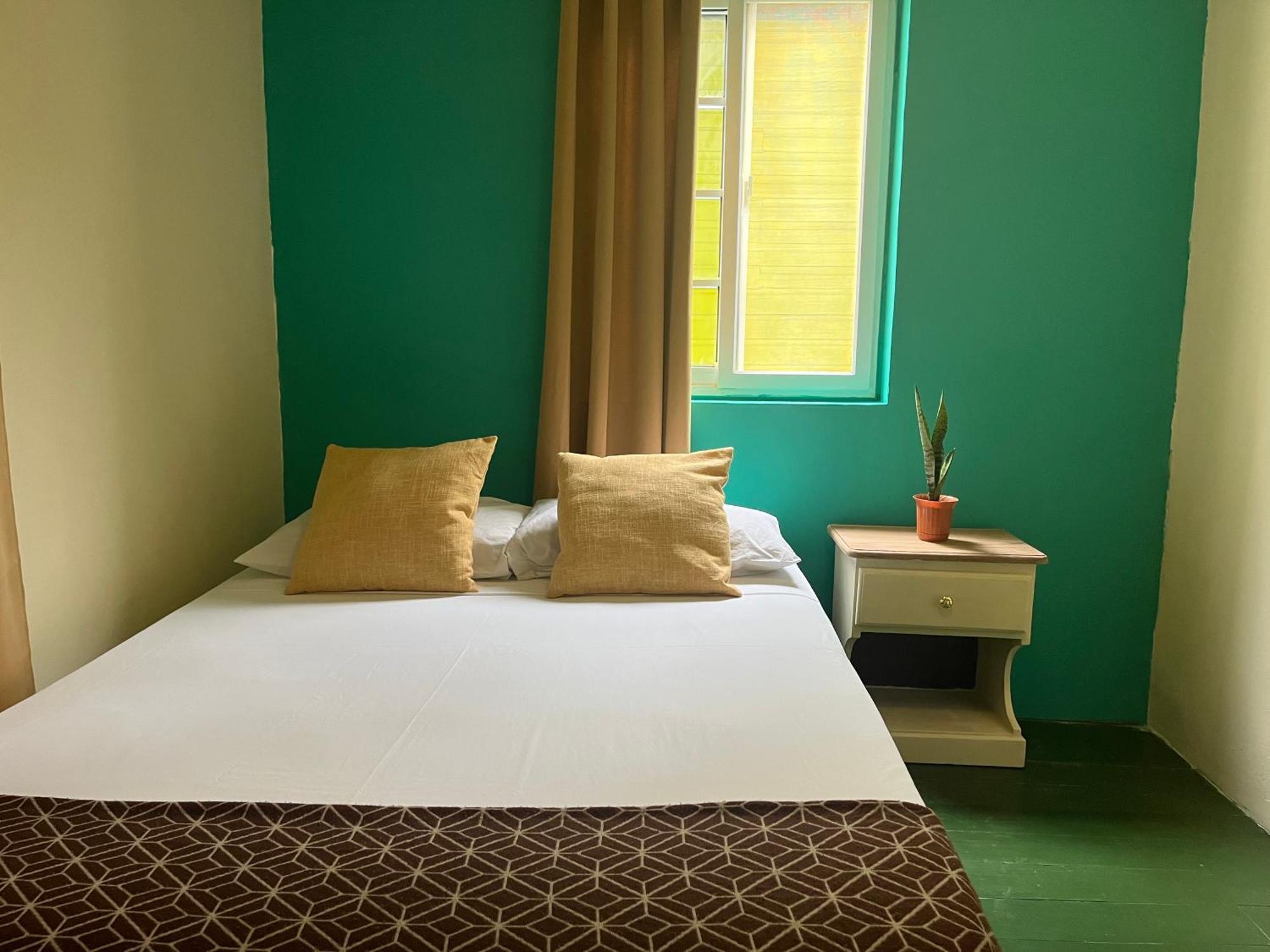 Hostal Cay باستيمينتوس المظهر الخارجي الصورة